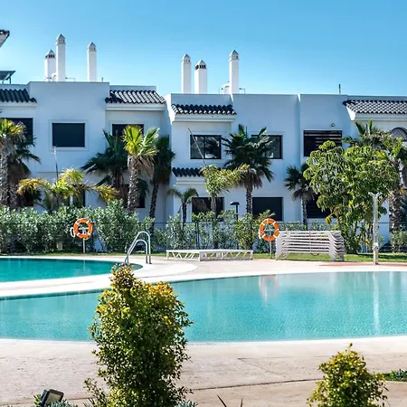 Apartmán Estepona Hills - Lifestyle Resort 89108 *